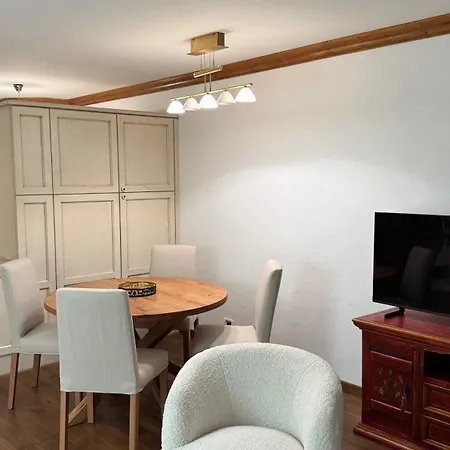 公寓 Romantic Alpine Retreat In