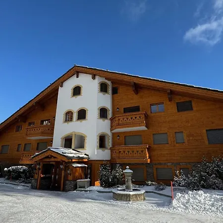 Romantic Alpine Retreat In Διαμέρισμα *