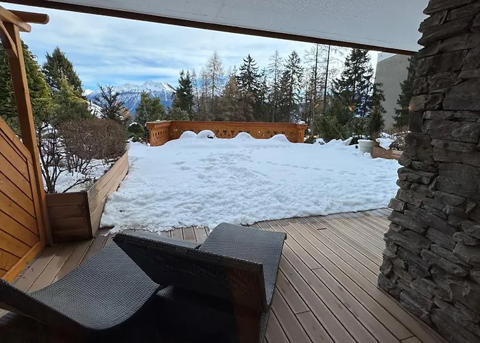 Daire Romantic Alpine Retreat In *